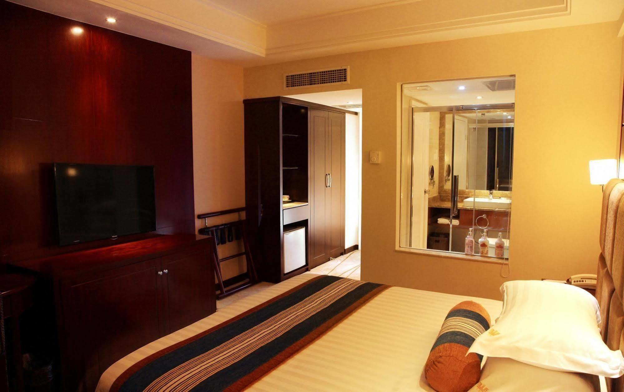 Guangzhou Jinying Hotel Exterior photo